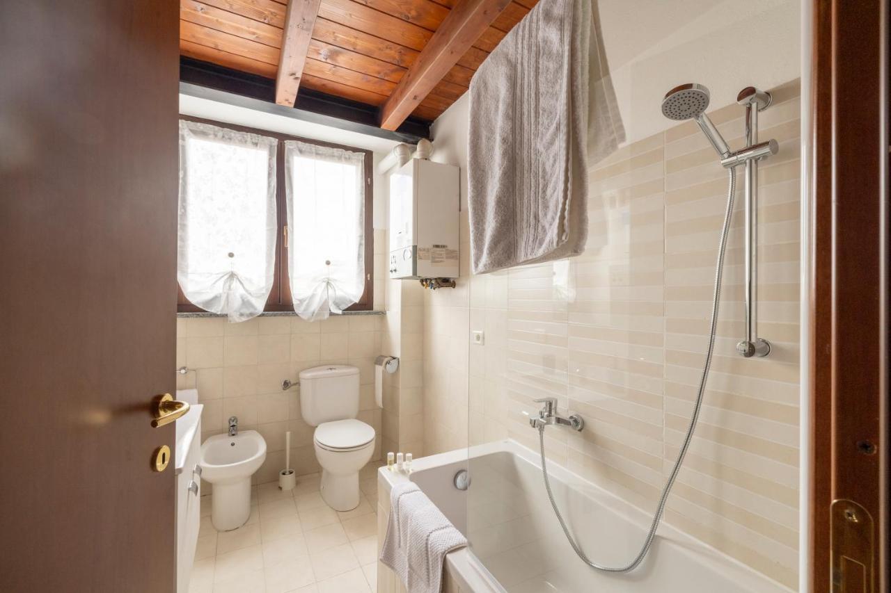10' Da Malpensa & 1' Dalla Stazione TreniShuttle Apartamento Somma Lombardo Exterior foto